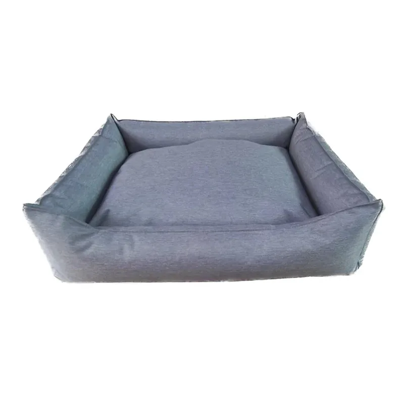 Comment la couverture imperméable d'extérieur multi-tailles résout les points douloureux du repos des animaux de compagnie dans la cour et le jardin